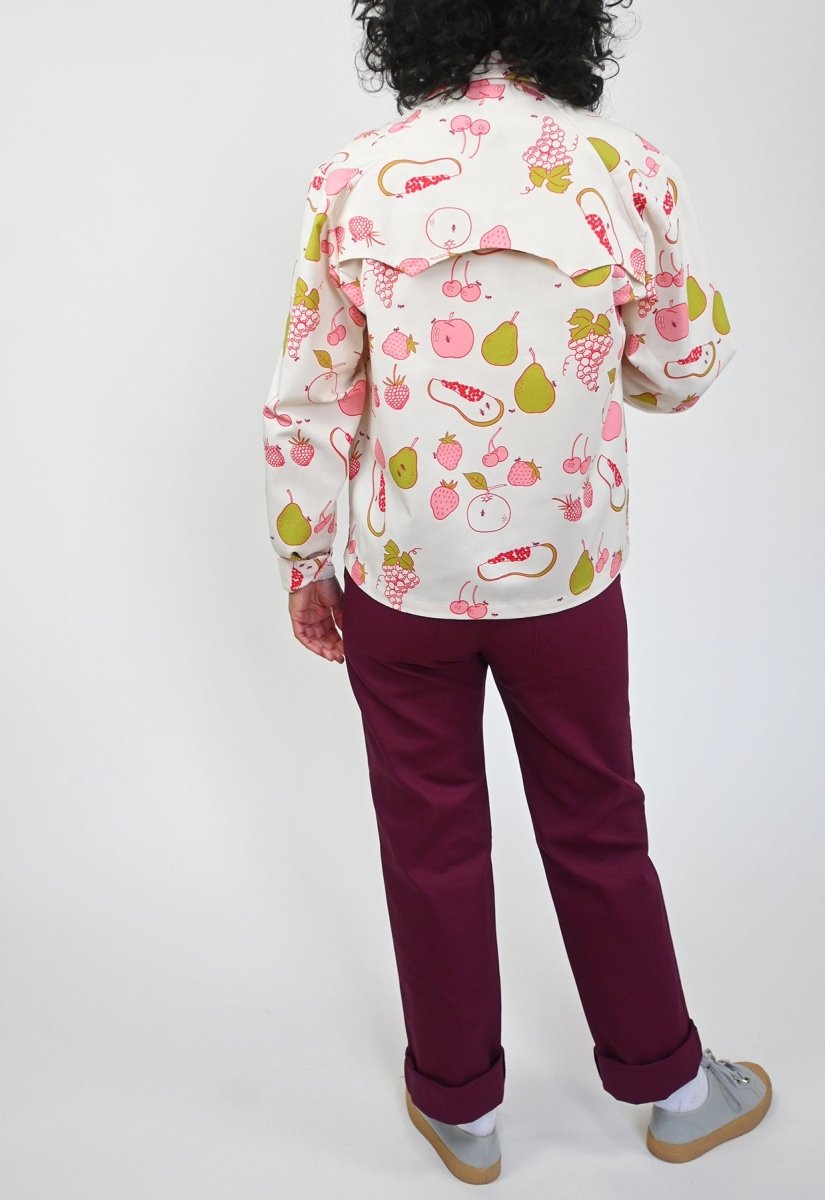 Chaqueta con estampado "All Over Fruit"