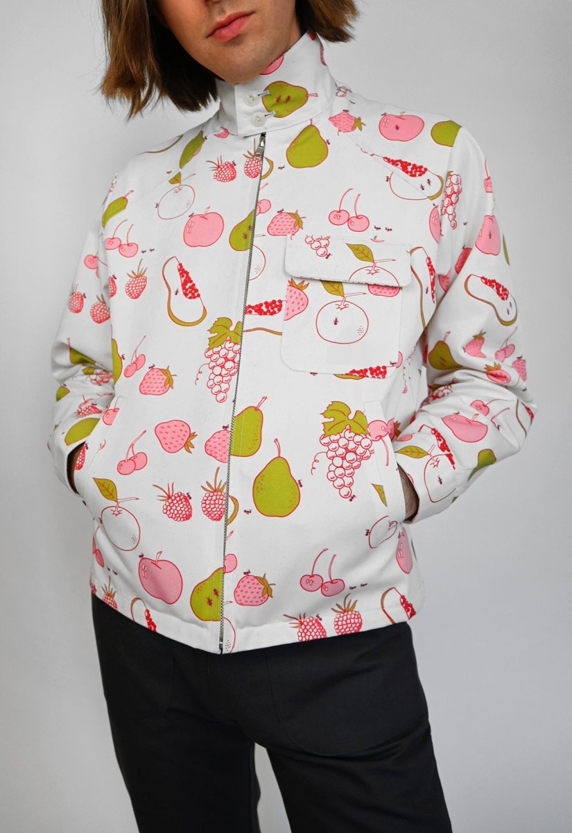 Chaqueta con estampado "All Over Fruit"