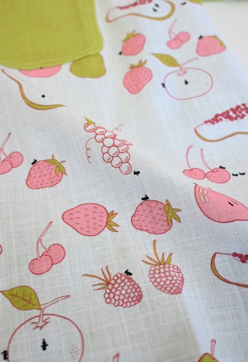 Camisa de vacaciones con botones "All Over Fruit"
