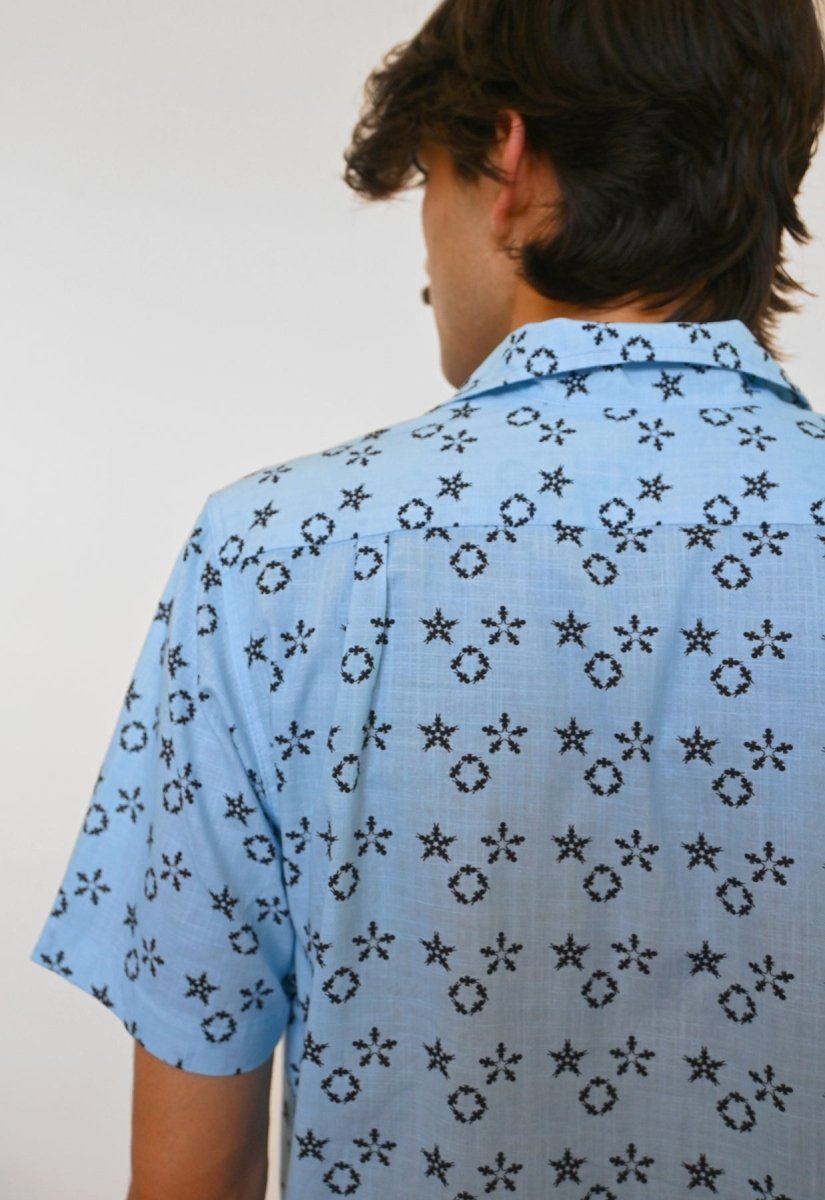 Camiseta abotonada "Club Natación Sincronizada" - Aguas Azules